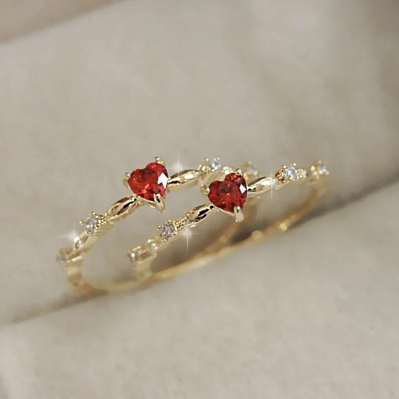Bague avec Coeur Rouge et Zircon