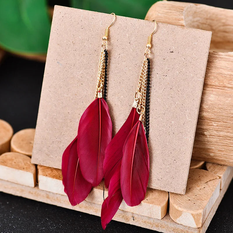 Boucles d'Oreilles Pendantes avec Plumes Colorées 5