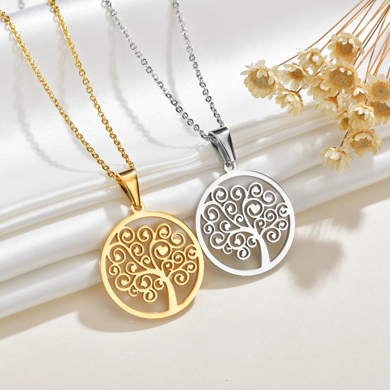Collier Femme Arbre De Vie – Pendentif Rond Plaqué Or Jaune 750/1000 – 45cm