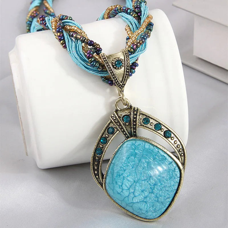 Collier Ethnique Avec Pendentif En Pierre Et Métal Mixte - Couleur Orange