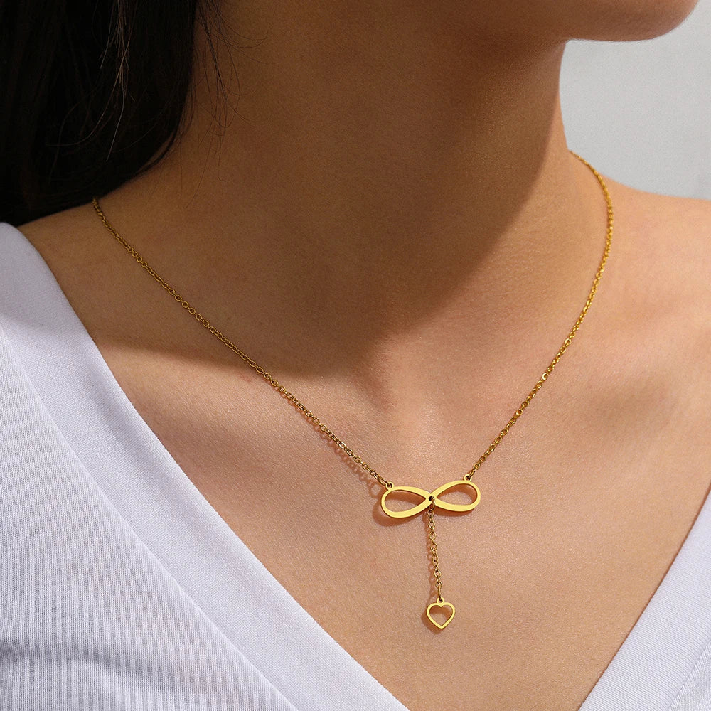 Collier Pendentif Infini et Coeur or