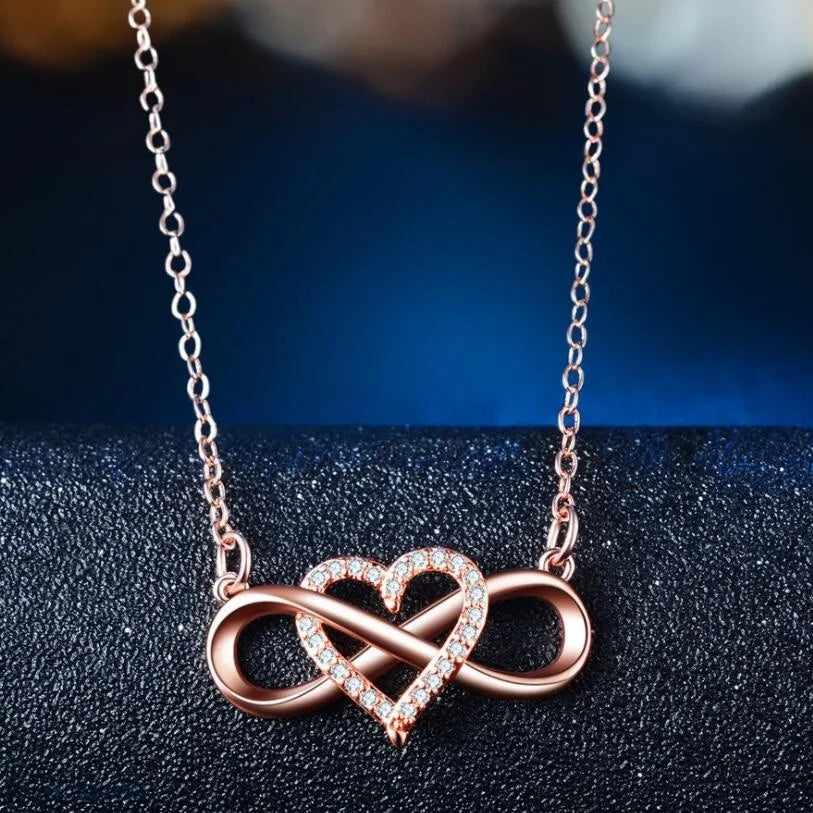 Collier Symbole Infini Pendentif Femme Coeur