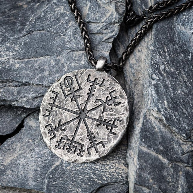 Vegvisir Necklace Celtic Viking Pendant Nordic Men Women