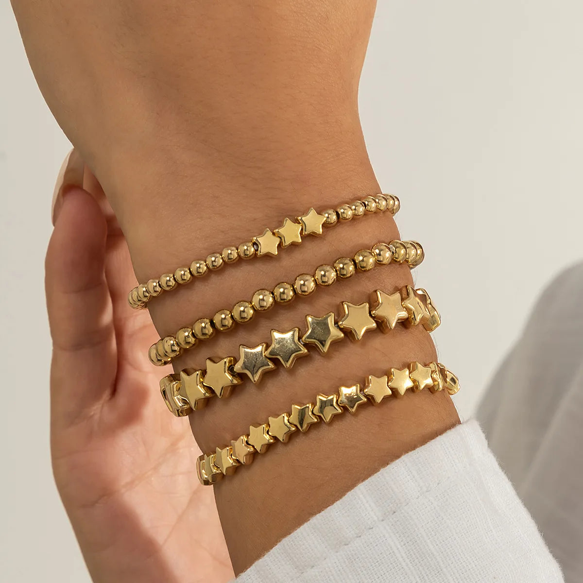 Mon coffret Jolis bracelets Avec 5 bracelets - Boîte ou accessoire Mon coffret Jolis bracelets Avec 5 bracelets - Boîte ou accessoire