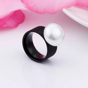 Bague de Style Rétro avec Perle Blanche noir