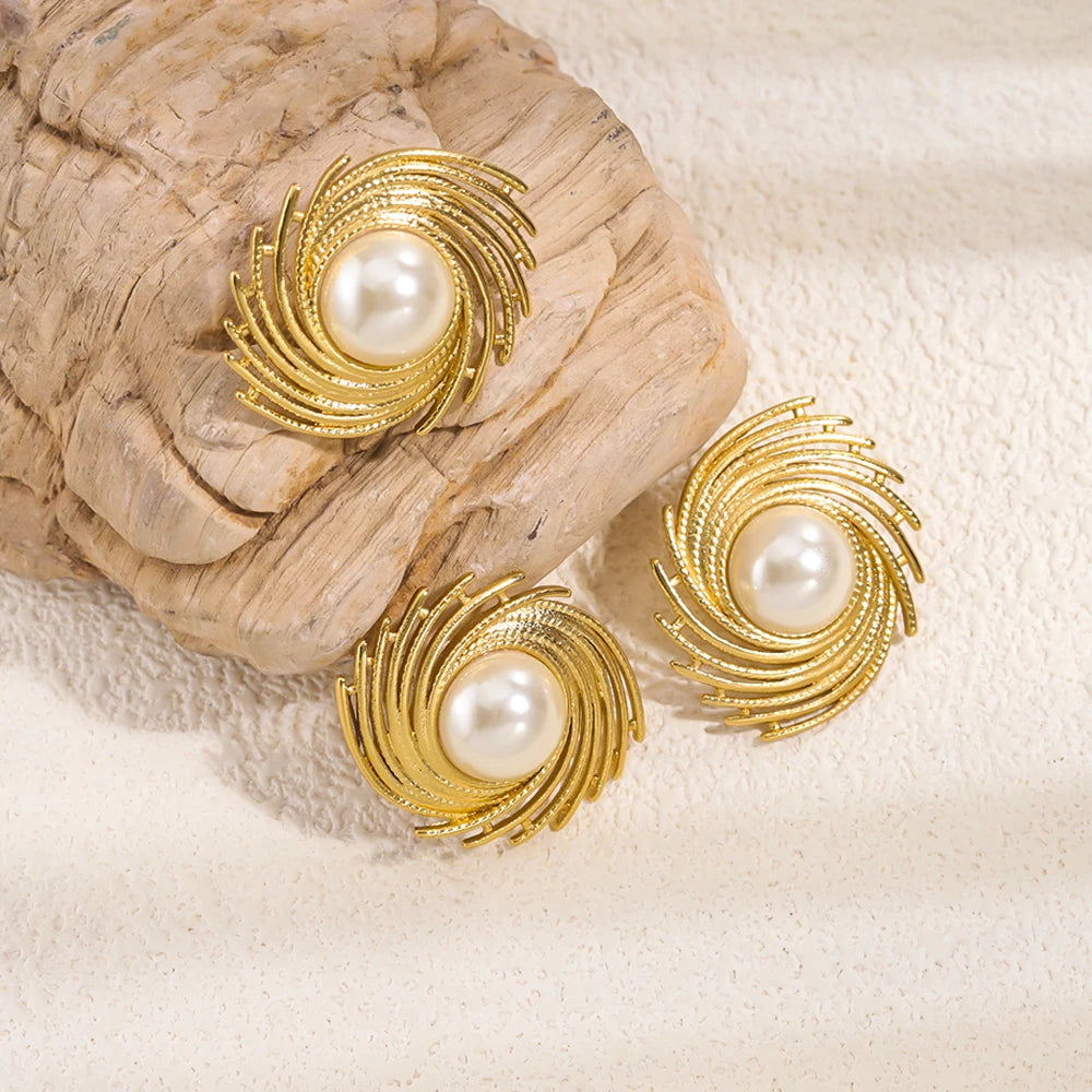 Boucles d'Oreilles Clou de Style avec Perle