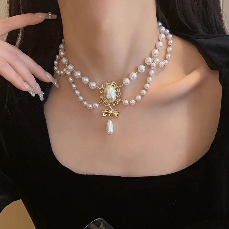 Collier Ras de Cou avec Perles Style Baroque