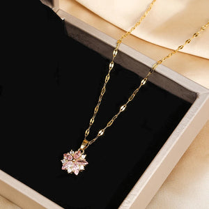 Collier Romantique avec Pendentif Fleur Rose et Zircon