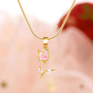 Collier avec Pendentif Fleur de Tulipe en Zircon rose