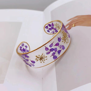 Bracelet Gourmette Fleur en Résine Transparente violet a