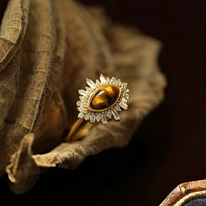 Anello in oro da donna con occhio di tigre