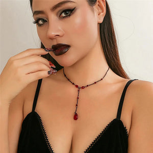 Collier Ras de Cou Pendentif Goutte d'Eau Style Gothique noir et rouge