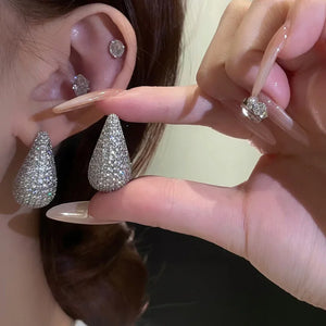 Elégantes Boucles d'Oreilles Clou Goutte d'Eau argent