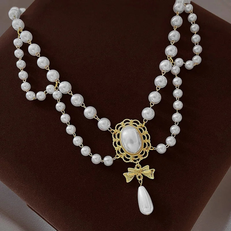 Collier Ras de Cou avec Perles Style Baroque