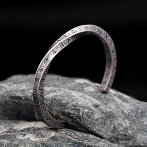 Bracelet Torsadé Viking Runes