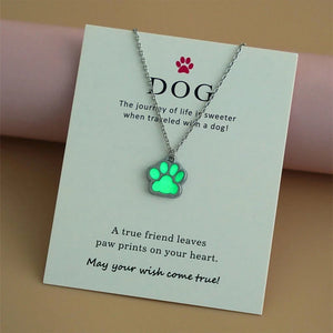 Collier Pendentif Patte de Chien