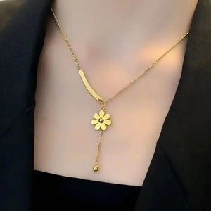 Collier Elégant Long Pendentif Fleur