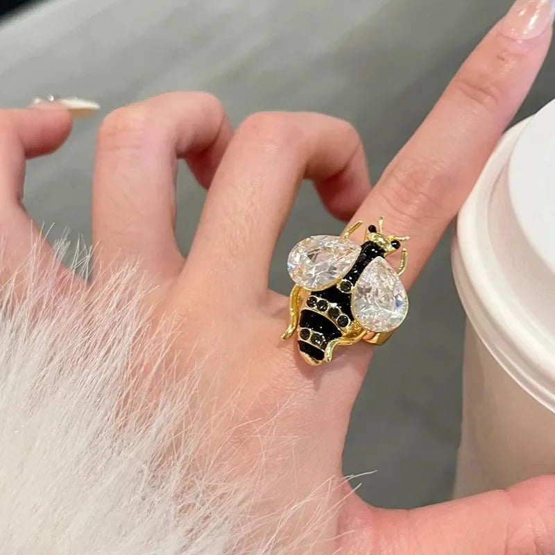 Black women's bee ring