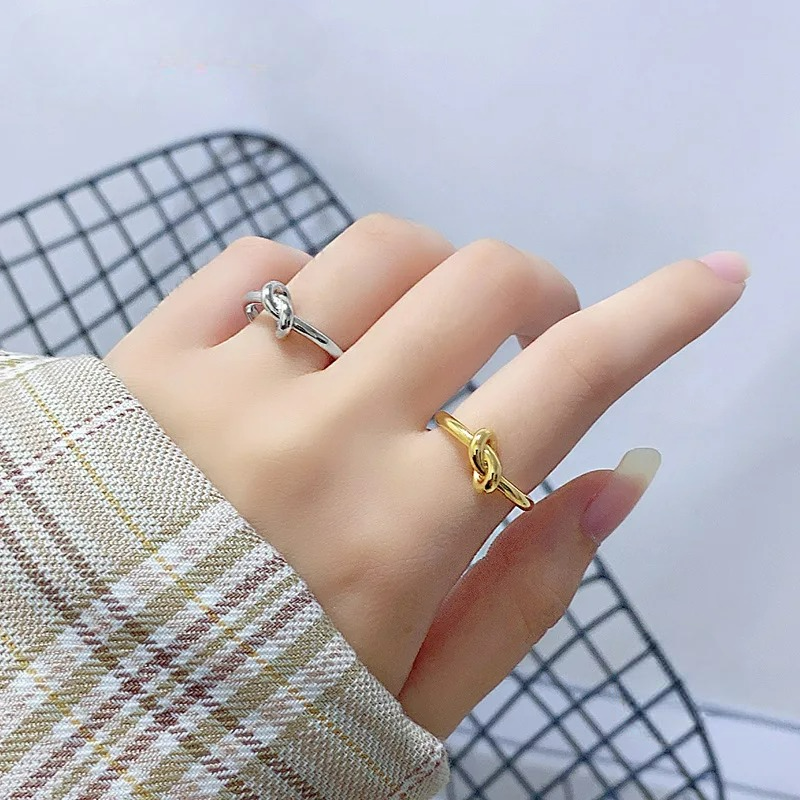 Adjustable knot ring silver