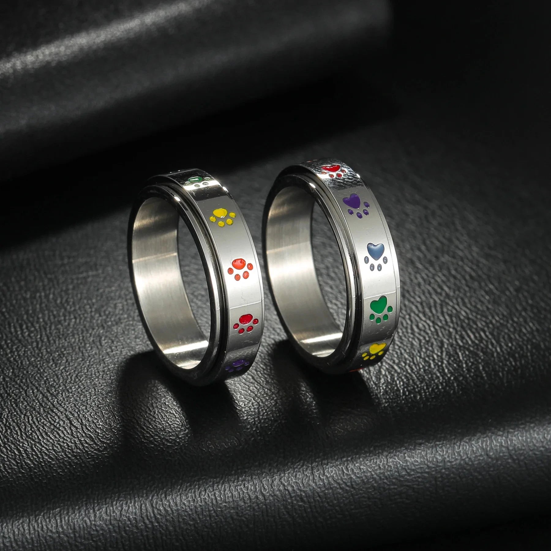Bague Anneau avec Coeurs ou Pattes Anti-Stress Tournant pattes