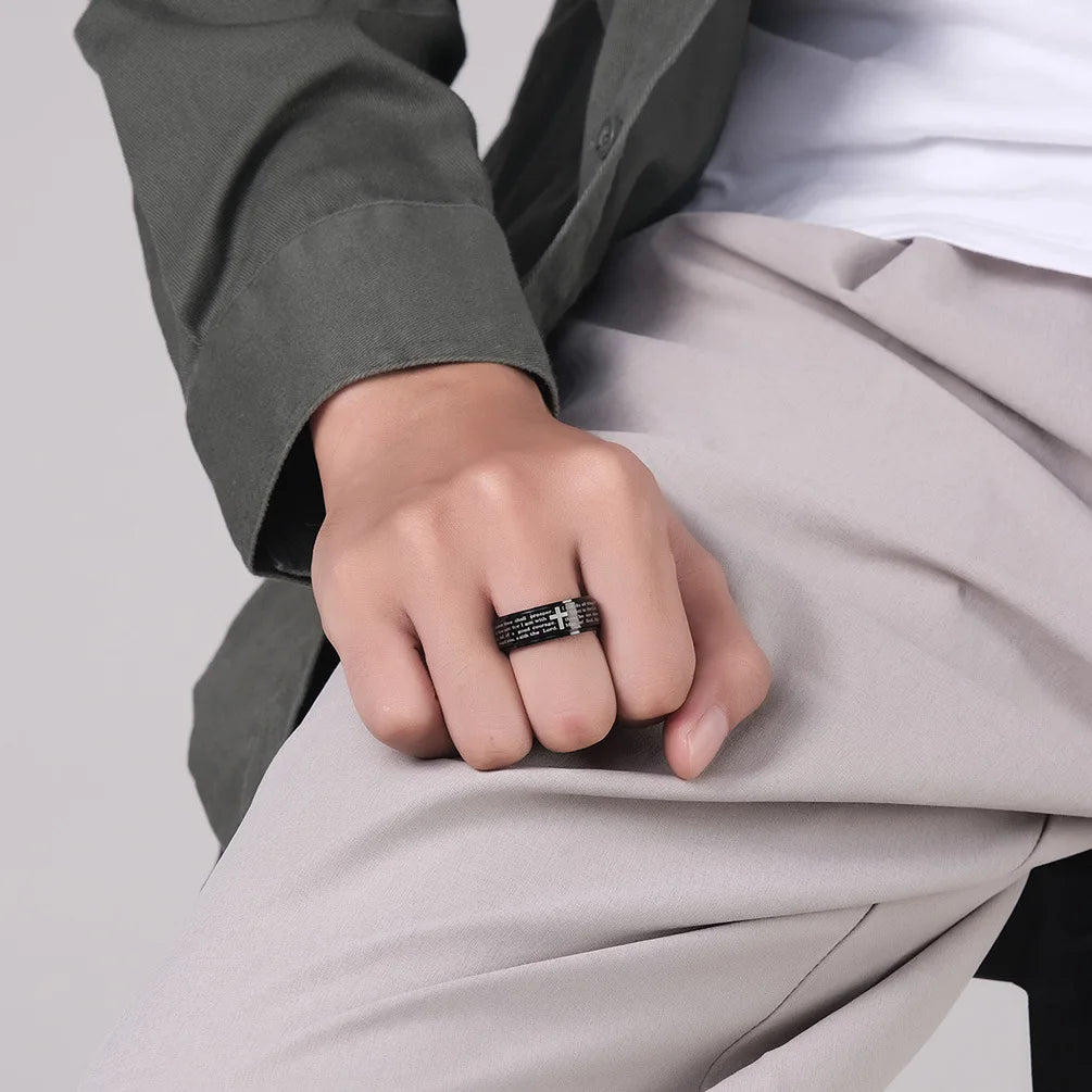 Bague anti-stress rotative avec croix chrétienne noir