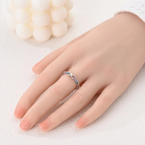Regnbue ring med uendelighedssymbol