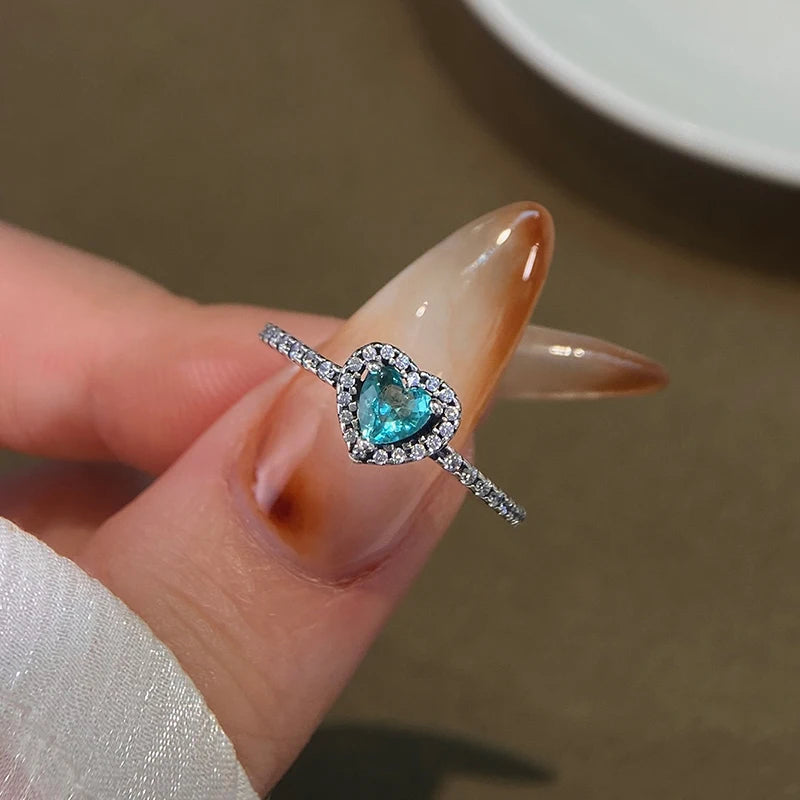 Bague avec Coeur et Zircon vert et argent