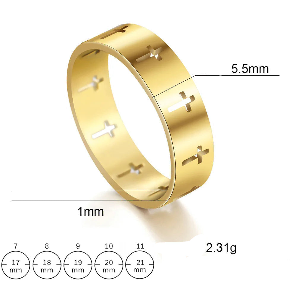 Ring med udhulede kors i guld