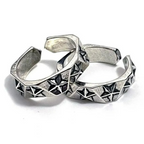 Ring mit Sternen und Himmelskörpern