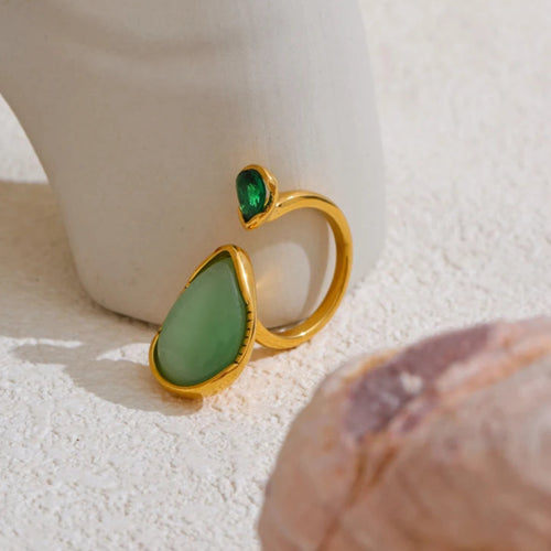 Bague avec Goutte d'Eau en Pierre Naturelle et Zircon