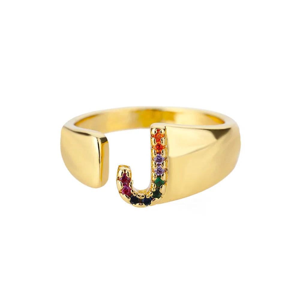 Bague large personnalisée avec initiale arc-en-ciel j
