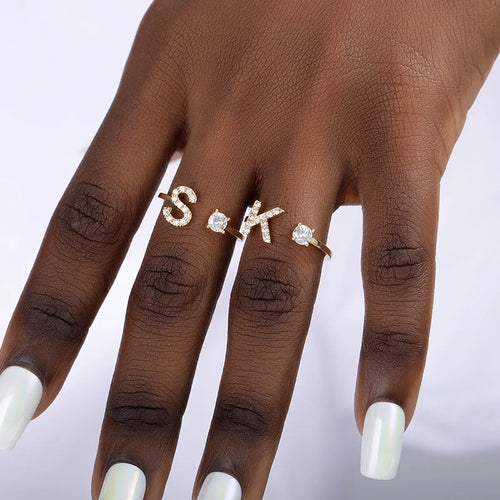 Personlig ring med initialen s