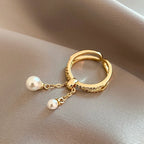 Bague avec perles suspendues