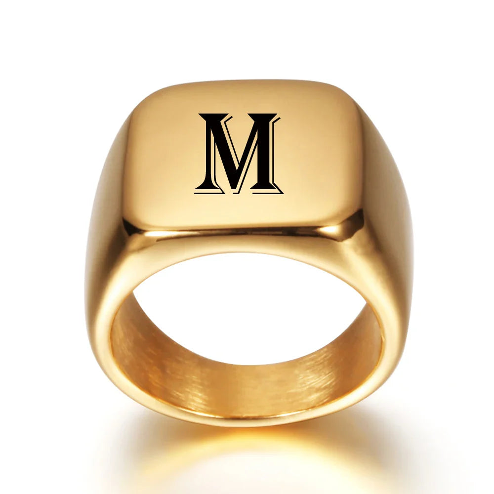 Bred personlig herrering med initialen m