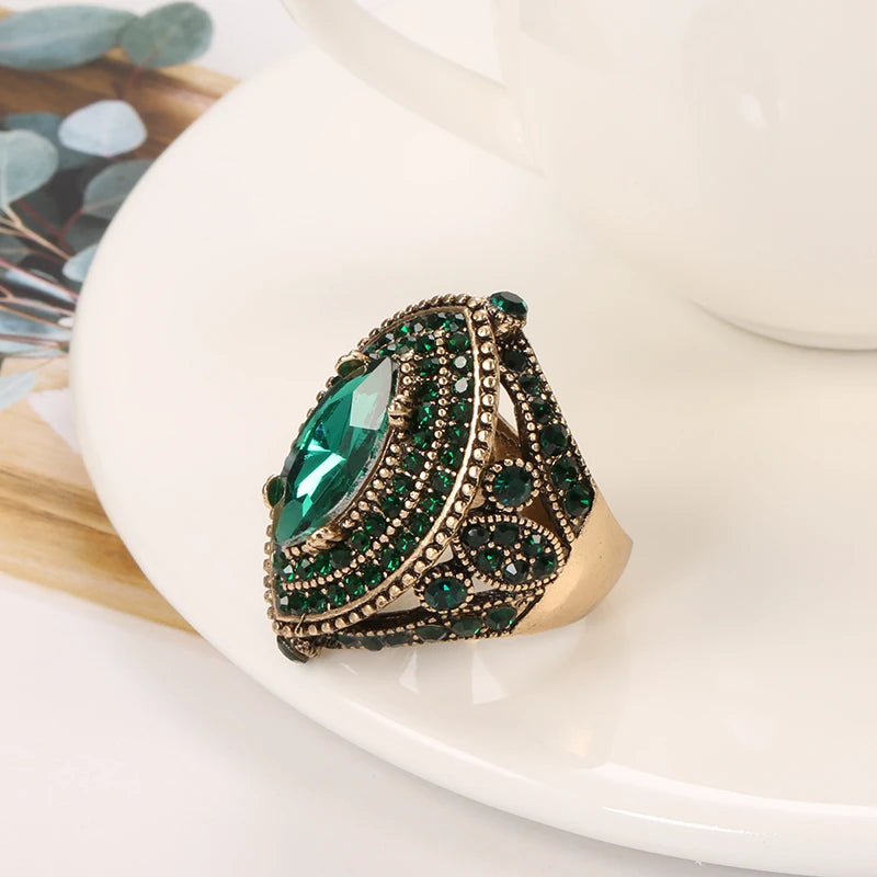 Bague avec Cristal Vert