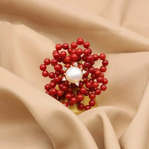 Bague en Forme de Fleur de Corail et Perles