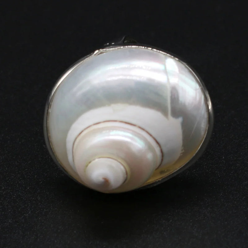 Bague en Nacre de Coquillages
