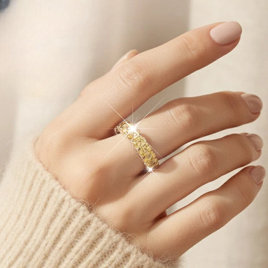 Bague en zircon scintillant plein cercle