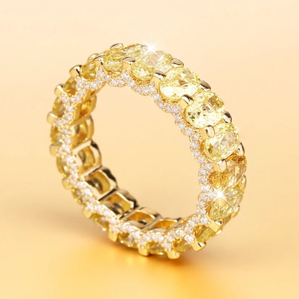 Bague en zircon scintillant plein cercle