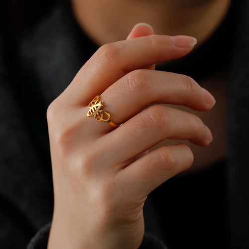 Women's bee gold ring