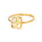 Feiner personalisierter Ring mit Initiale b