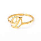 Feiner personalisierter Ring mit Initiale d
