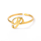 Feiner personalisierter Ring mit Initiale p
