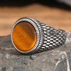 Bague homme texturée et pierre d'oeil de tigre