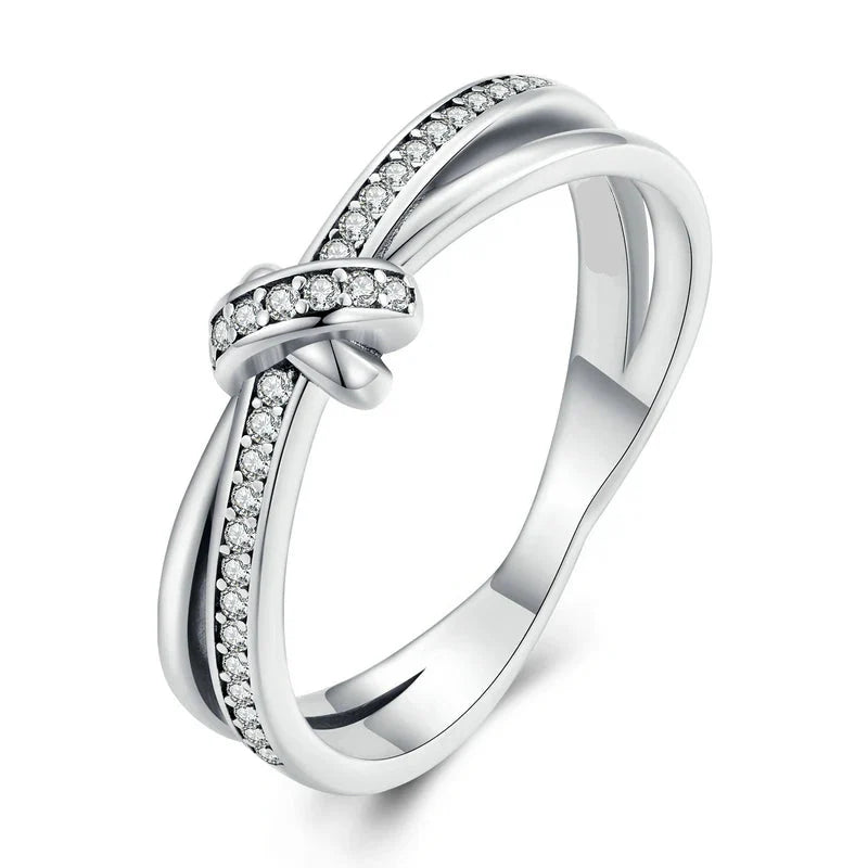 Bague noeud et strass argent