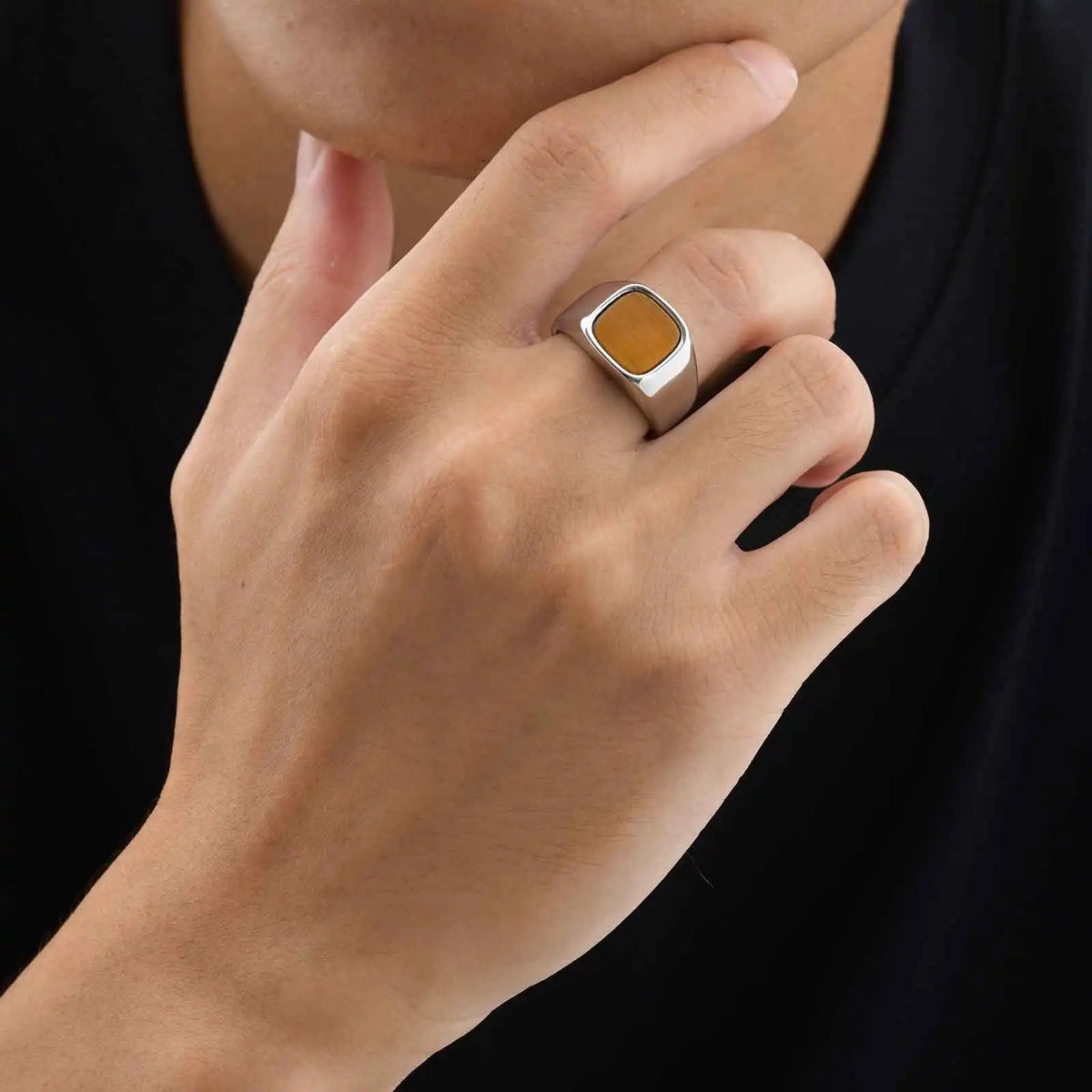 Bague carrée et pierre d'oeil de tigre argent