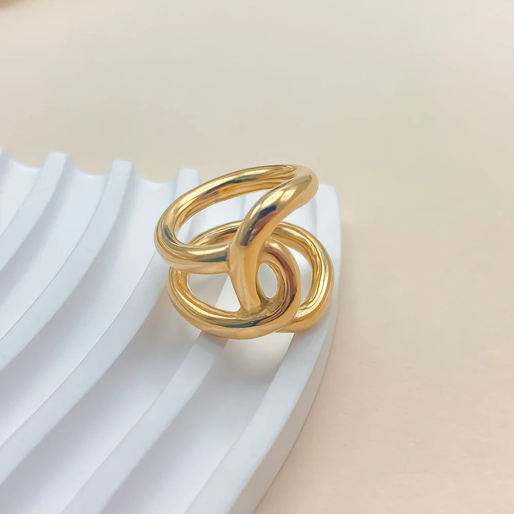 Anello originale nodo oro