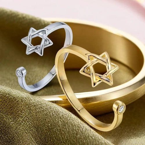 Anel aberto para mulher com a <span data-glossary-id="étoile de David">estrela de David</span> símbolo judaico ouro