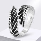 Versilberter Feder-Ring für Herren