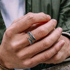Versilberter Feder-Ring für Herren